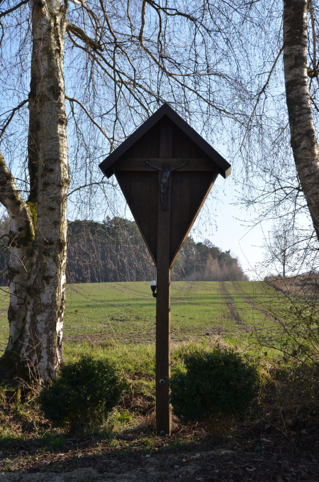 Feldkreuz zwischen Stöffel und St. Kastl.