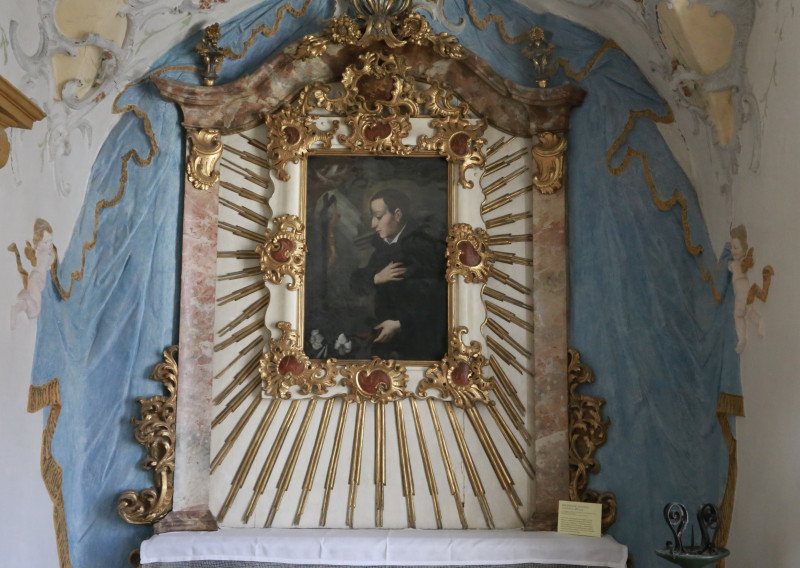 Kapelle in der Hofkirche mit Aloysius Gemälde