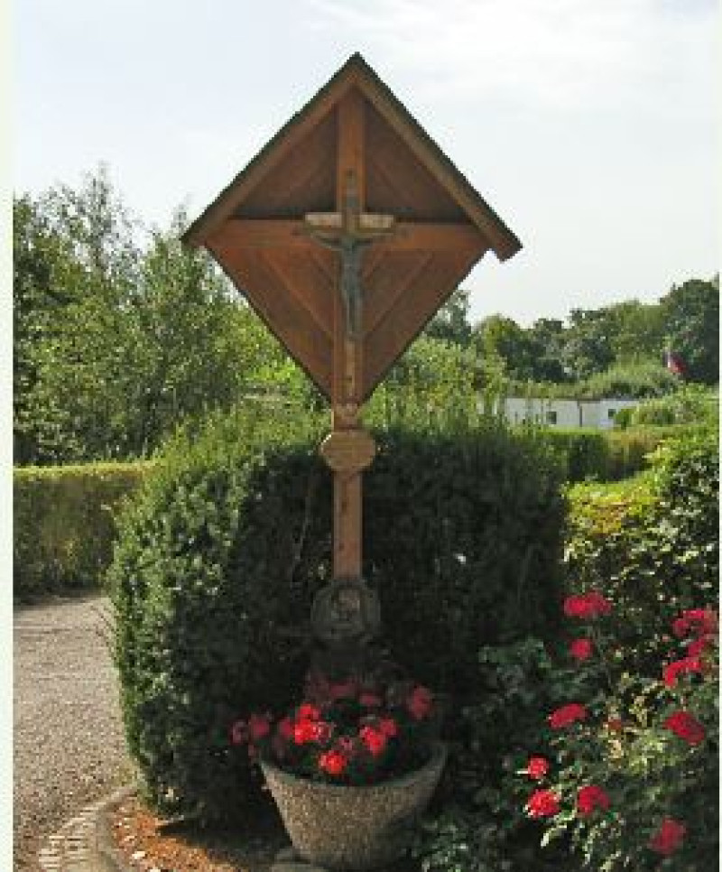 Kreuz in der Kleingartenanlage "Am Rosenhang"