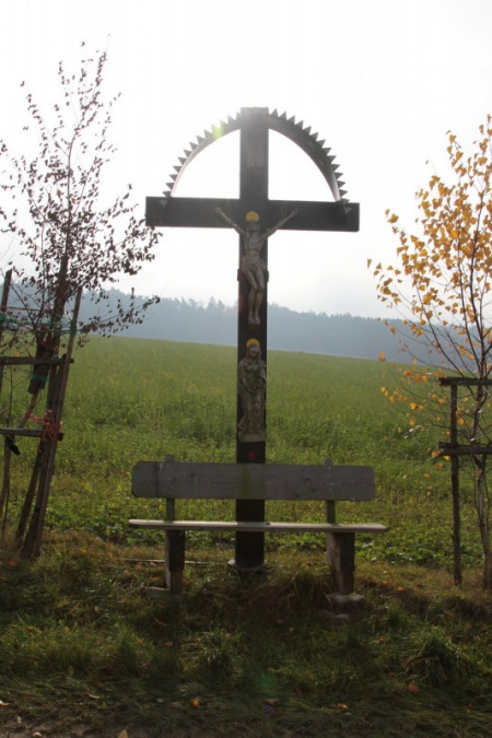 Kreuz am Totenweg