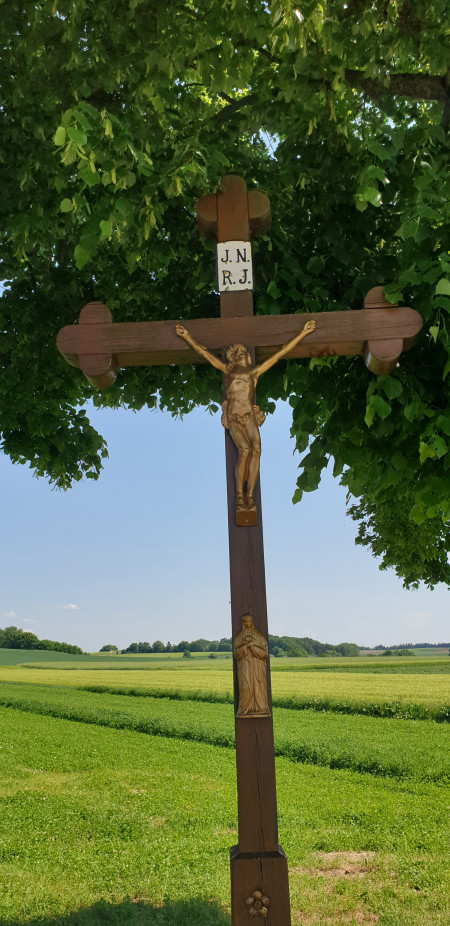 Wegkreuz an der Gempfinger Str.