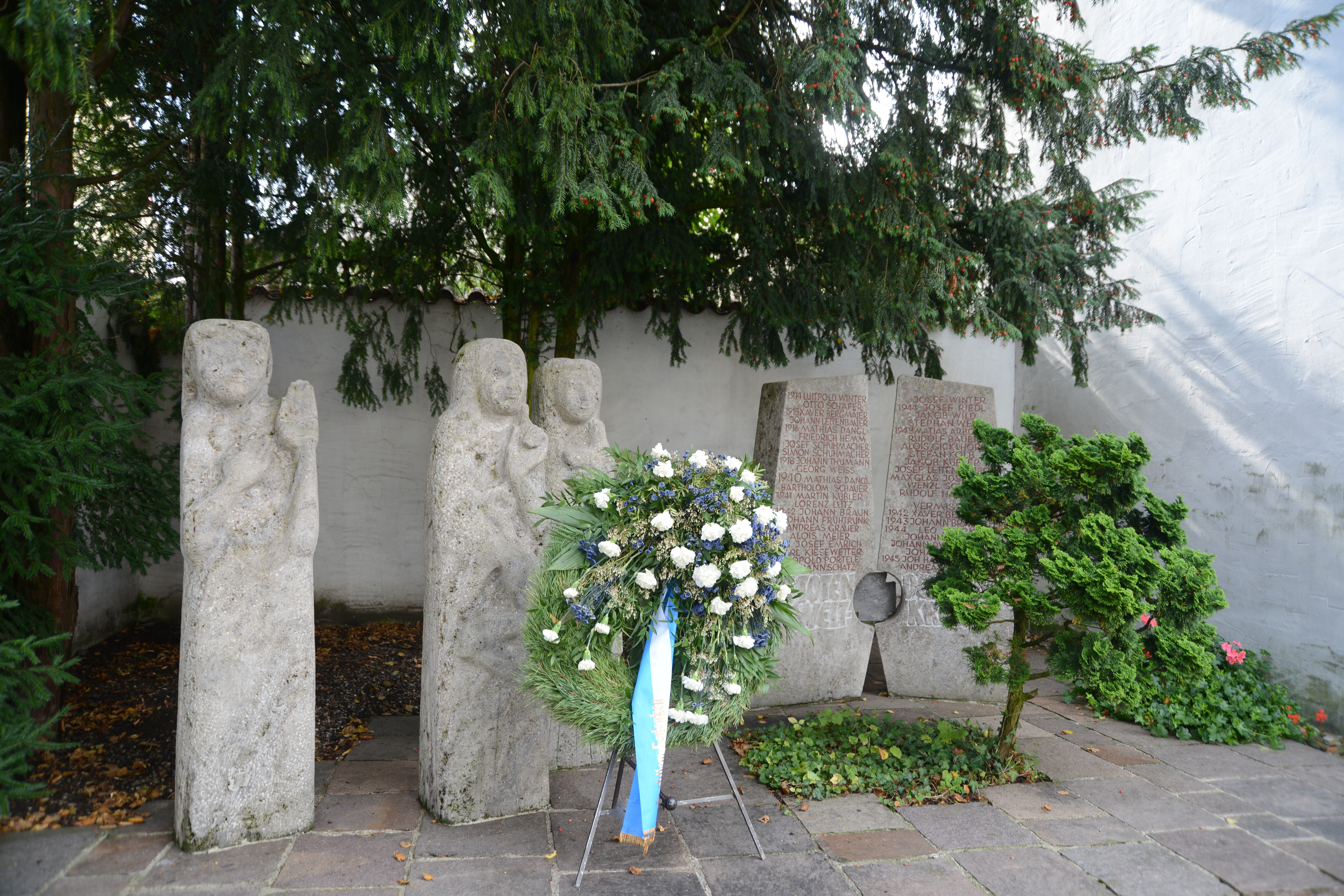 Kriegerdenkmal Oberstimm